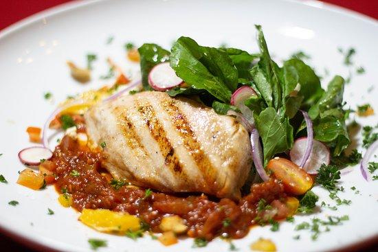 The Tree Pub & Restaurant